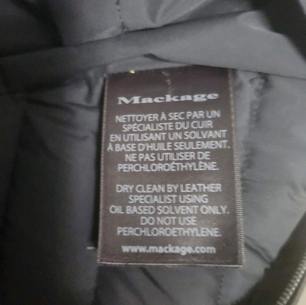 MACKAGE Black Puffer Coat P/S ⭐️🎉🏆HOST PICK🎉🏅✨️ - Picture 14 of 16